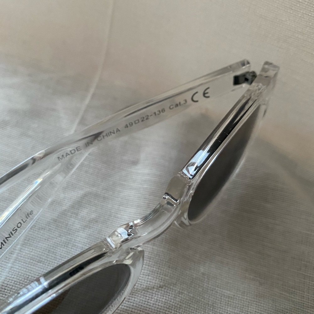 Clear Frame Sunglasses - Picture 2 of 5